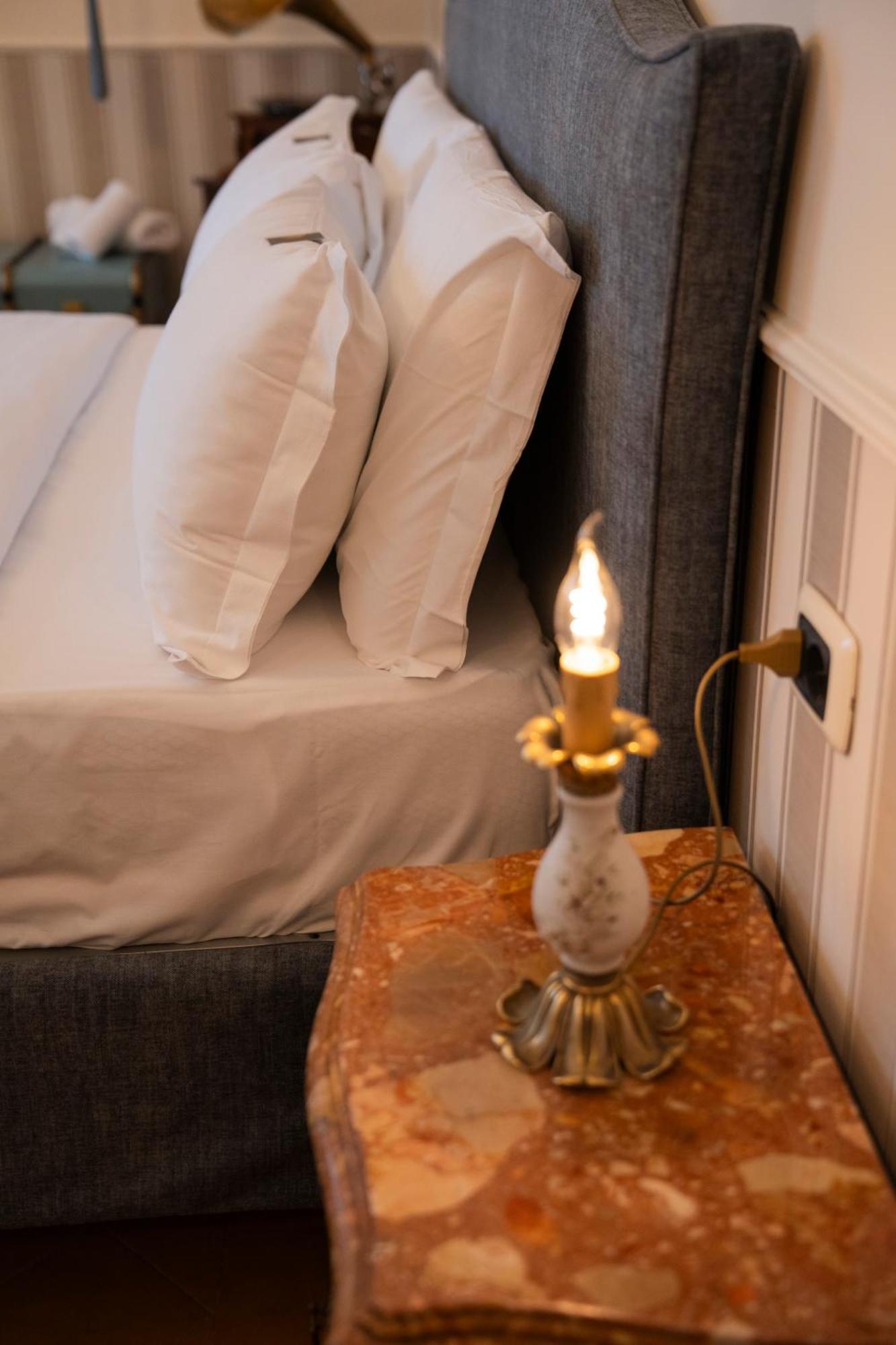 Casa Santangelo Suites Salerno Zewnętrze zdjęcie