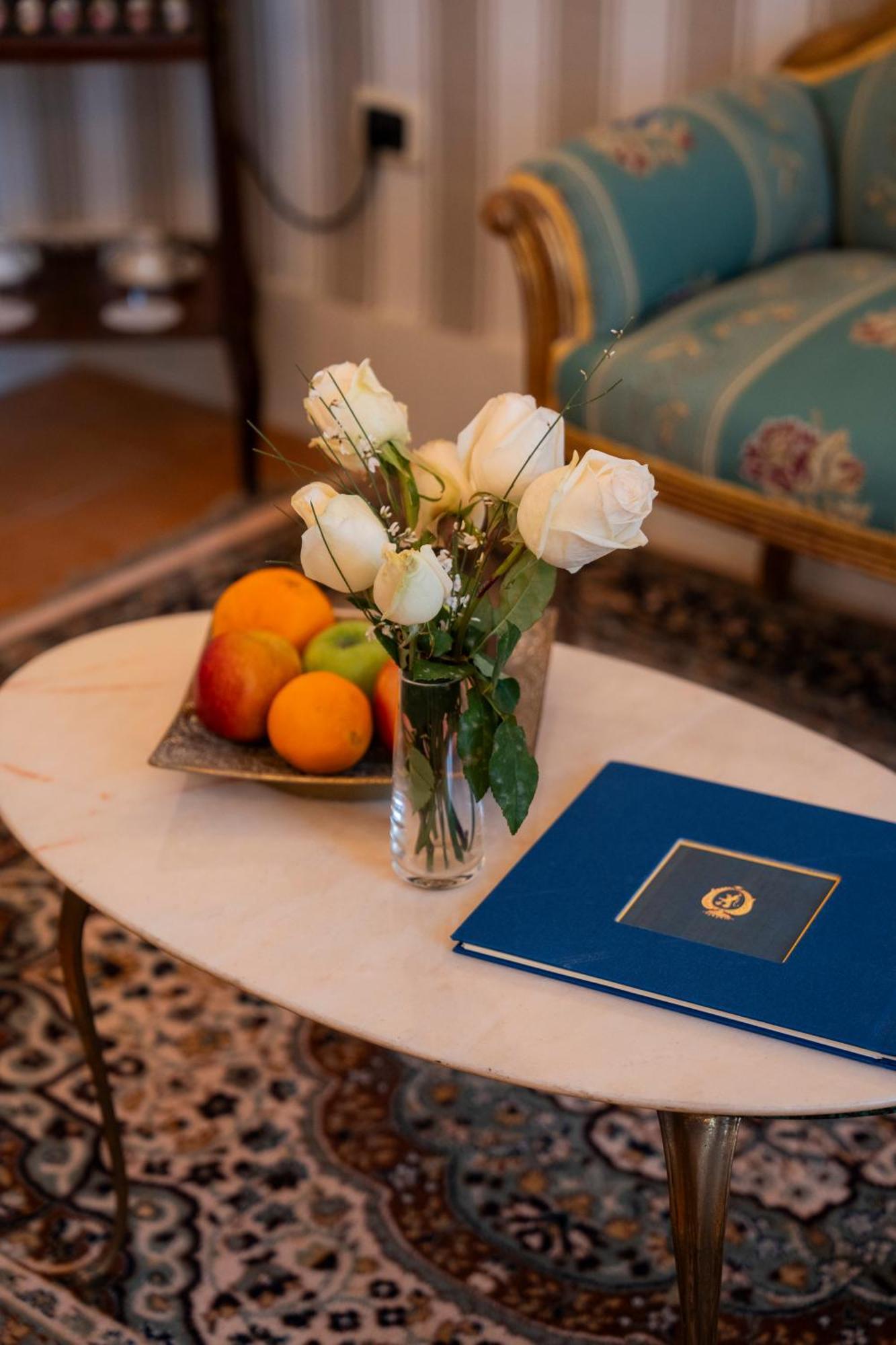 Casa Santangelo Suites Salerno Zewnętrze zdjęcie