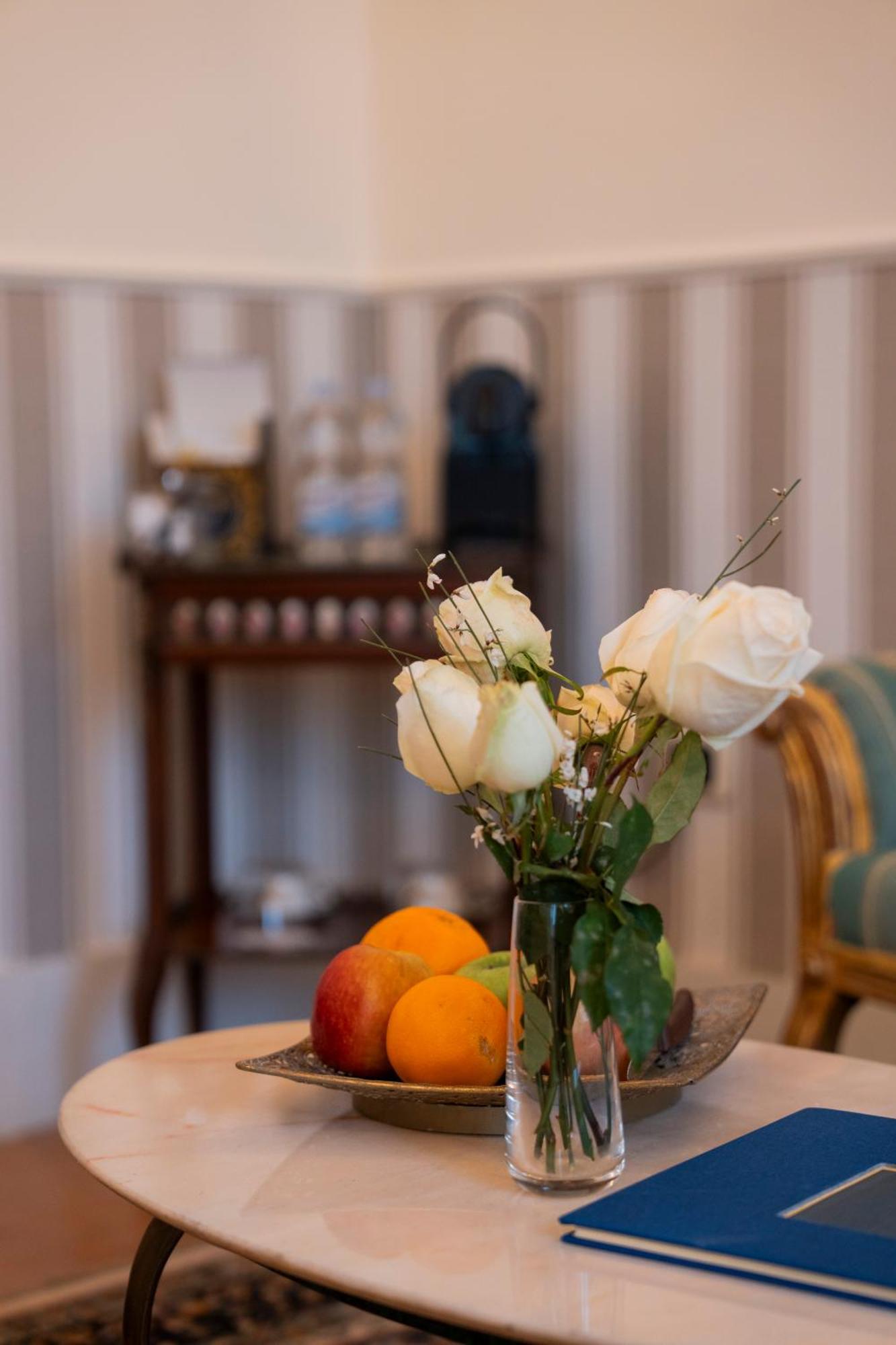 Casa Santangelo Suites Salerno Zewnętrze zdjęcie