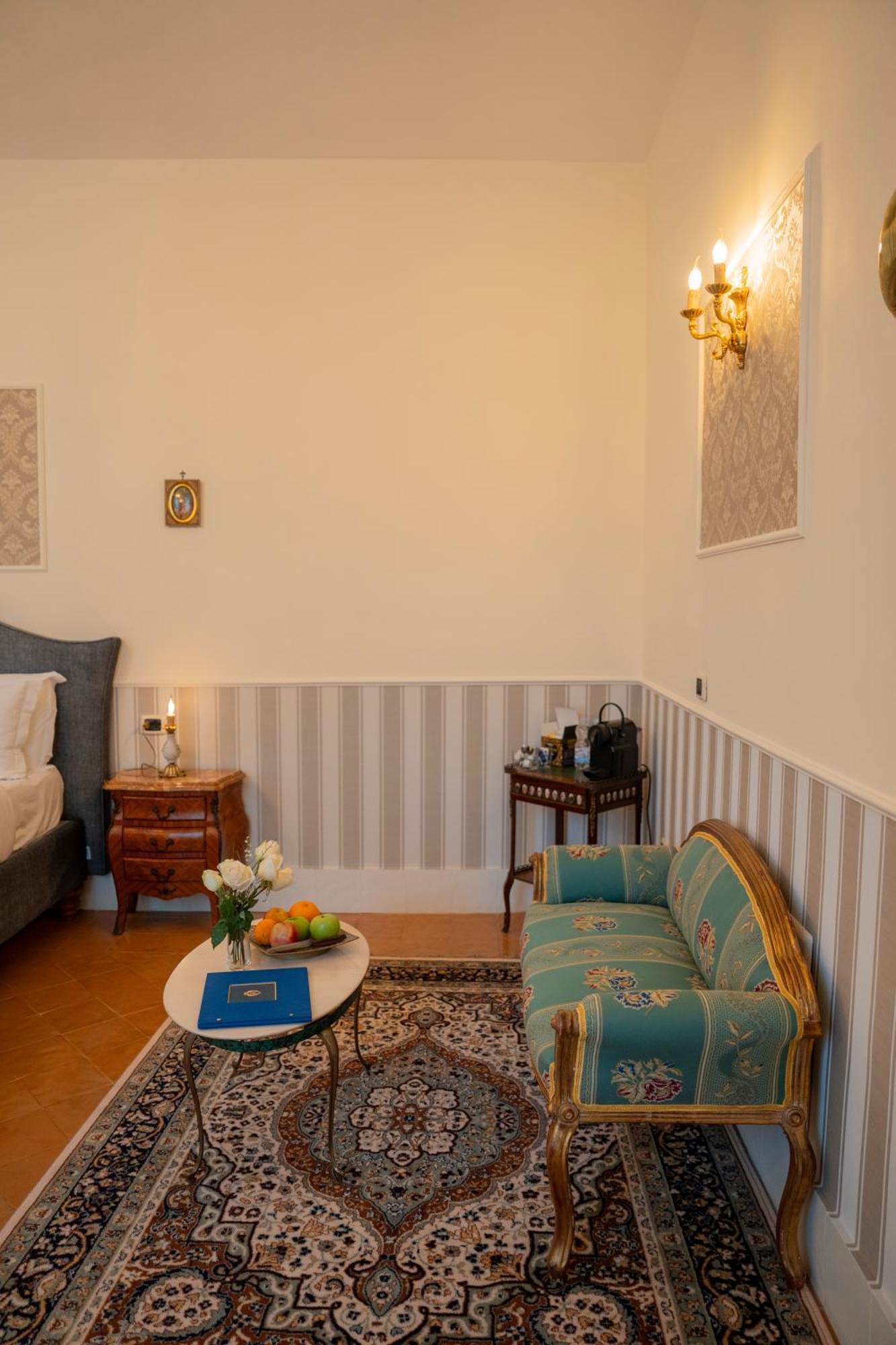 Casa Santangelo Suites Salerno Zewnętrze zdjęcie