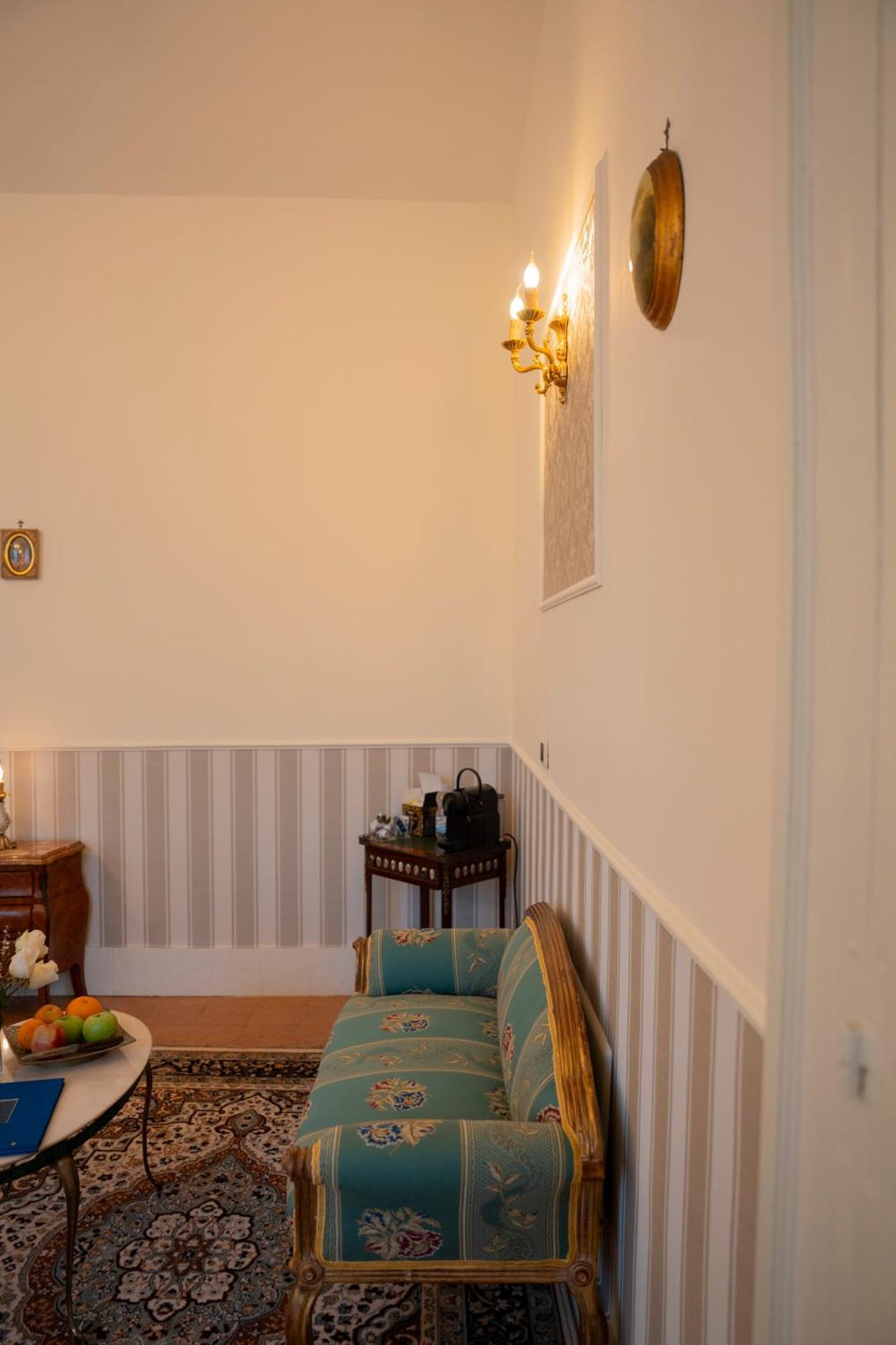 Casa Santangelo Suites Salerno Zewnętrze zdjęcie