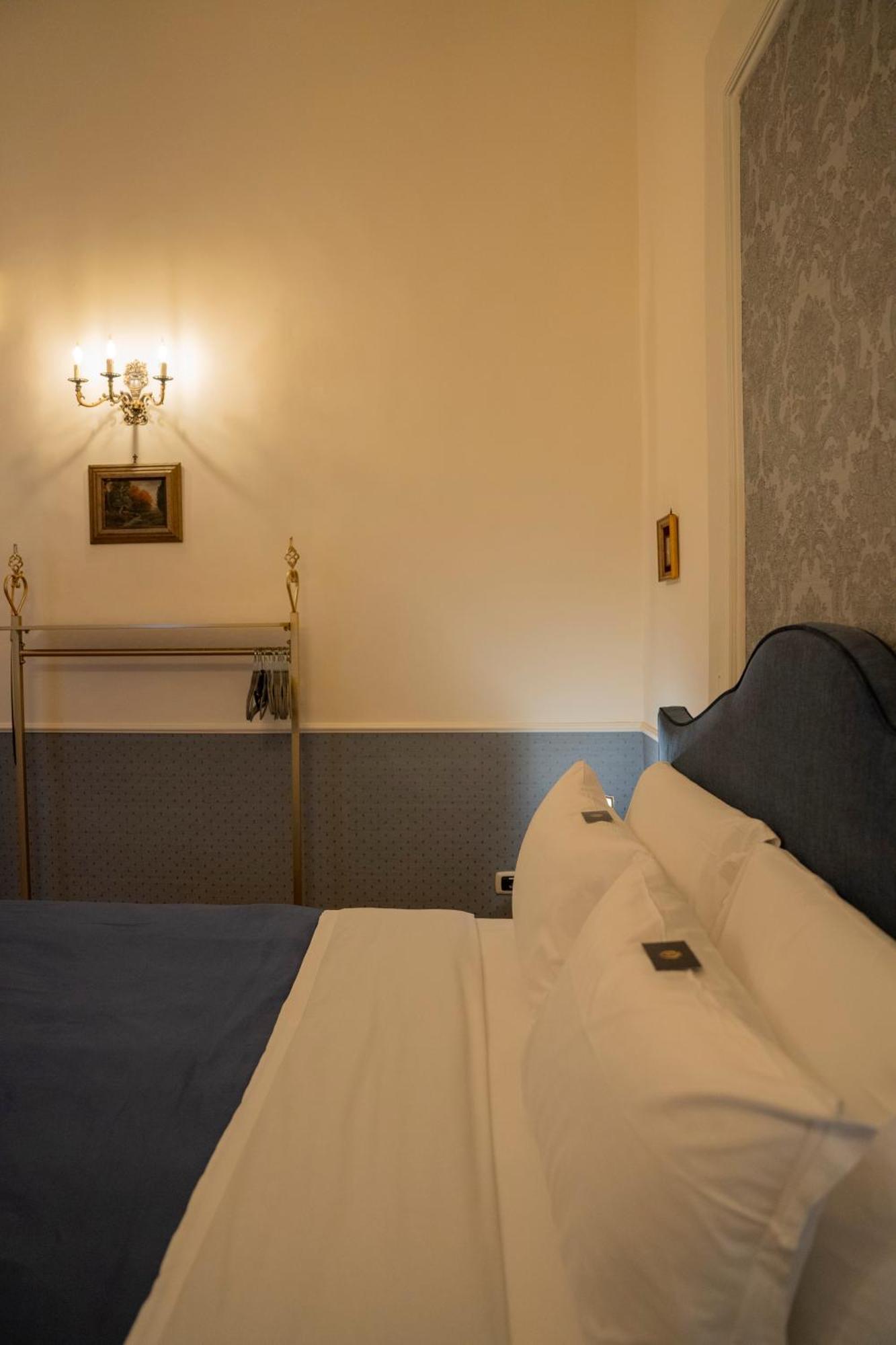 Casa Santangelo Suites Salerno Zewnętrze zdjęcie